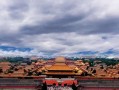 那天，我收到一面锦旗，差点没绷住