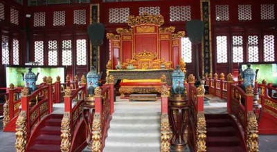 姓名配对、婚姻算命、头像开运…这些玄学小游戏，到底在玩什么？
